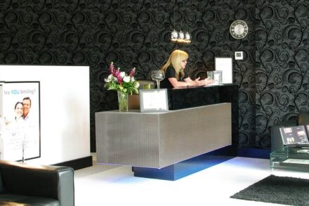 Image of a reception at Aura dental centre